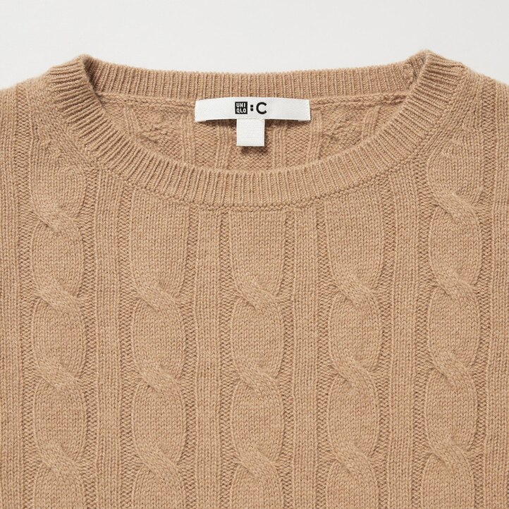 UNIQLO 100pct Cashmere Cable Knit Crew Neck Cropped Jumper Beige | 87XGFKDNM