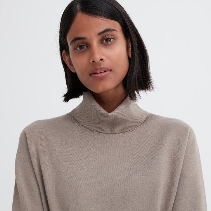 UNIQLO 3d Knit Seamless Soufflé Yarn Turtleneck Jumper Beige | 72LAZKBCP