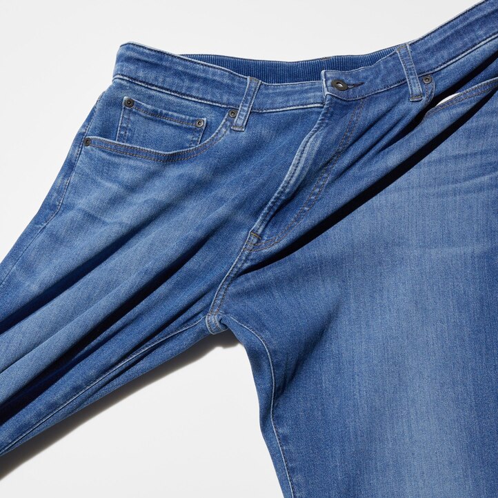 UNIQLO Ezy Ultra Stretch Jeans Svarte | 01CVINZJM