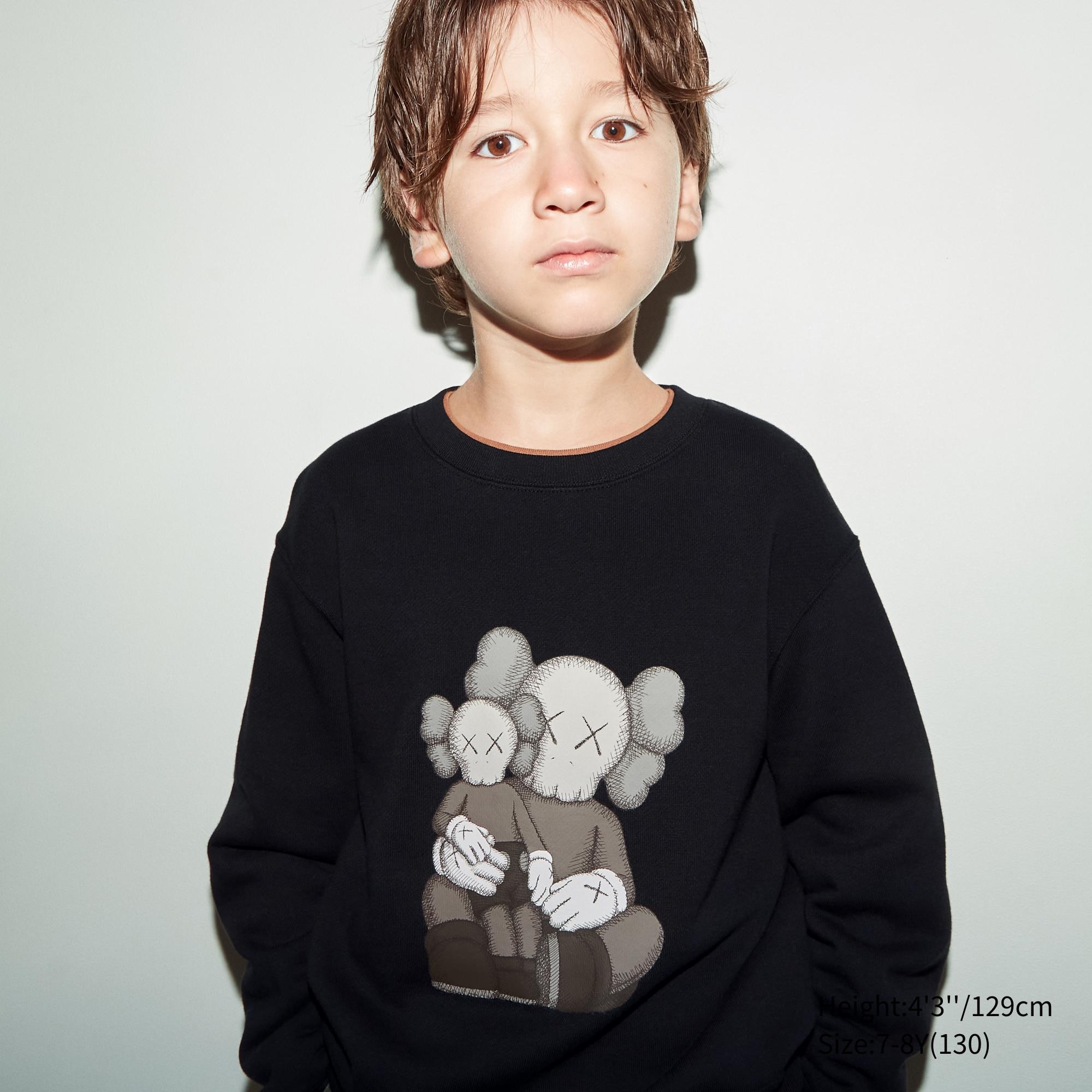 UNIQLO Kaws Ut Graphic Sweatshirt Svarte | 06HVJYRCQ