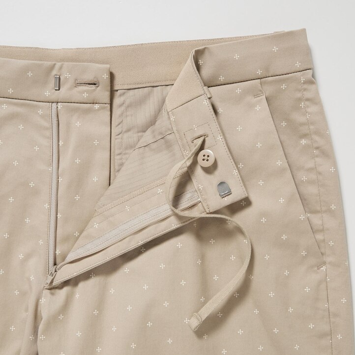 UNIQLO Stretch Slim Fit Shorts Beige | 54PVDXKTF